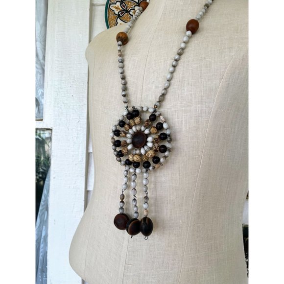 Vintage Hippy Festival HUGE Medallion Seed/Nuts Pendant NEcklace - Picture 6 of 11